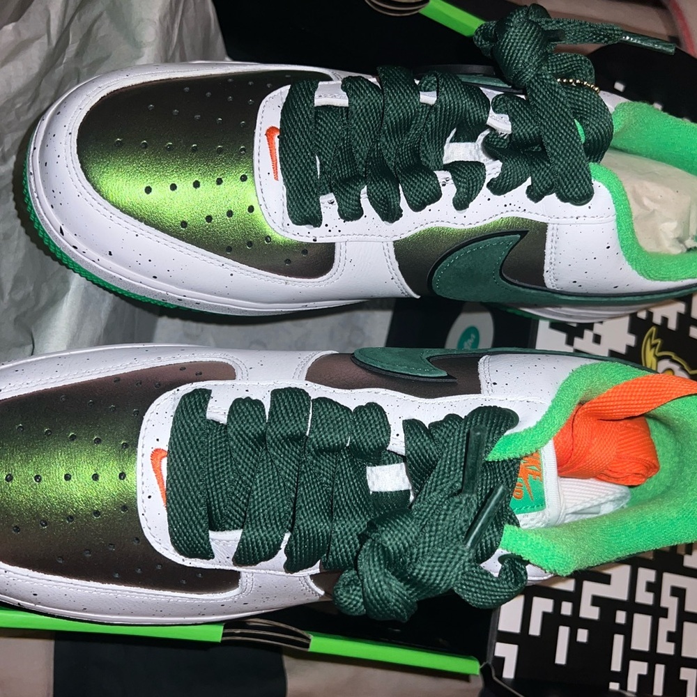 Nike Air Force 1 Oregon Ducks of a Feather “Egg or Duck” special edition 11.5 - Picture 5 of 7